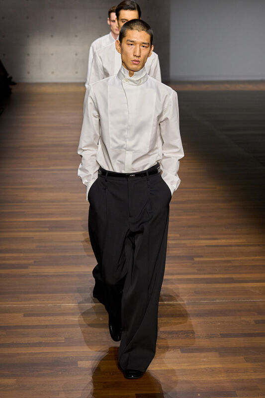 Emporio Armani F26 102