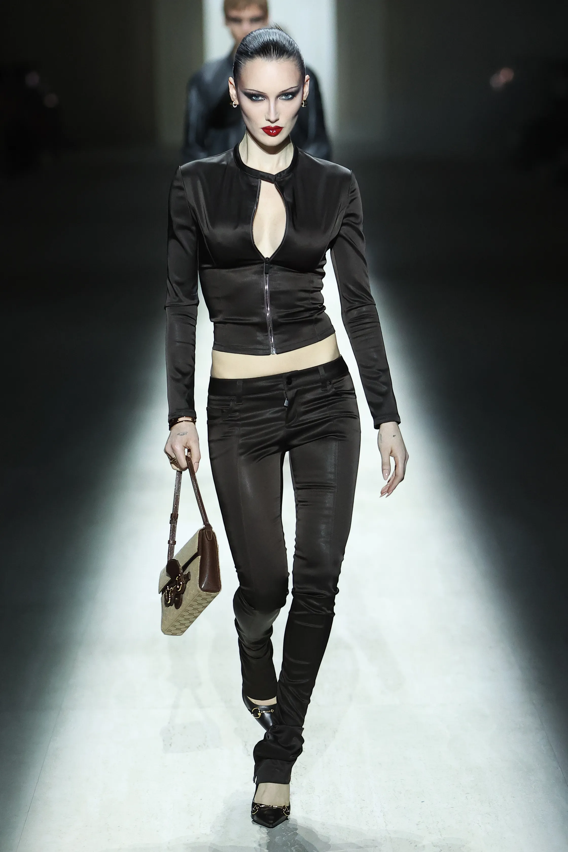 00023-gucci-fall-2026-ready-to-wear-credit-brand