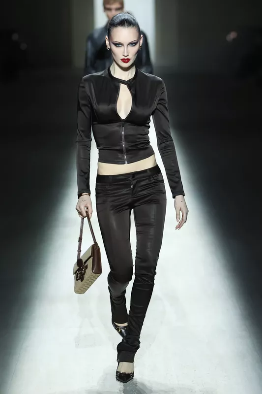 00023-gucci-fall-2026-ready-to-wear-credit-brand