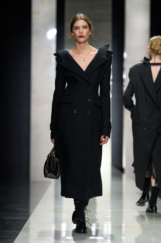 Dolce Gabbana F26 002