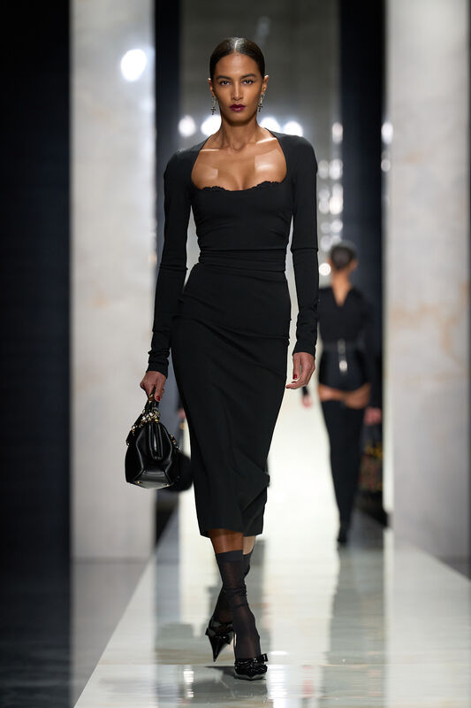 Dolce Gabbana F26 006