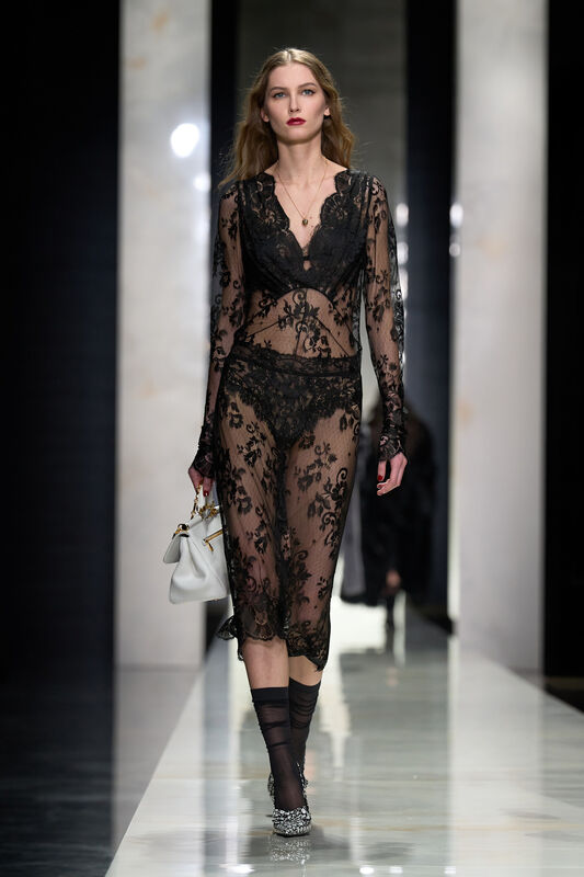 Dolce Gabbana F26 037