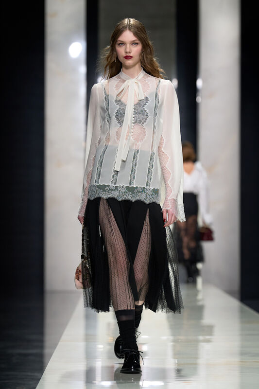 Dolce Gabbana F26 052