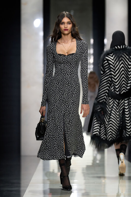 Dolce Gabbana F26 056