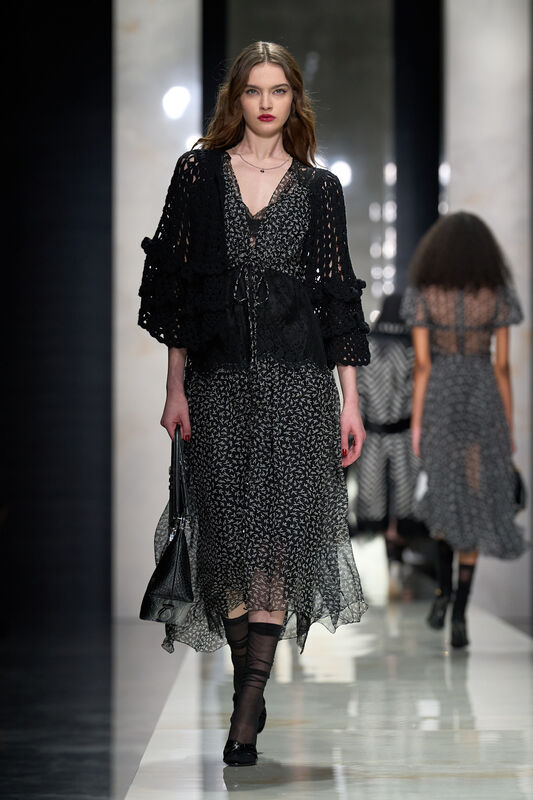 Dolce Gabbana F26 057