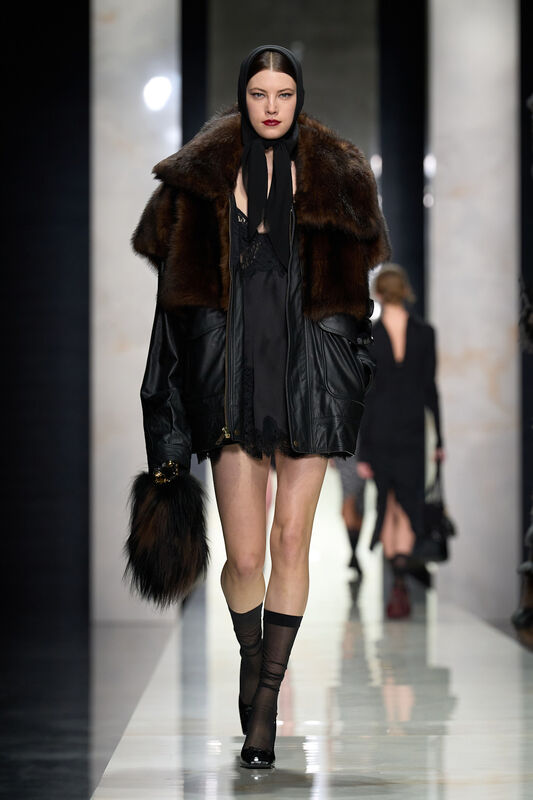 Dolce Gabbana F26 063