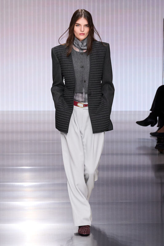 Giorgio Armani F26 009