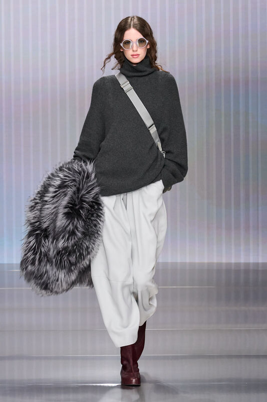 Giorgio Armani F26 011