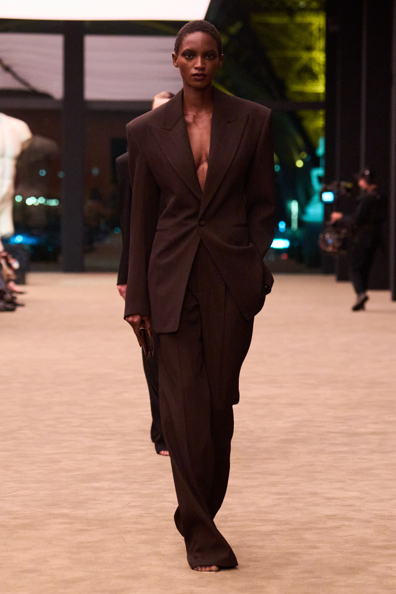 Saint Laurent F26 003