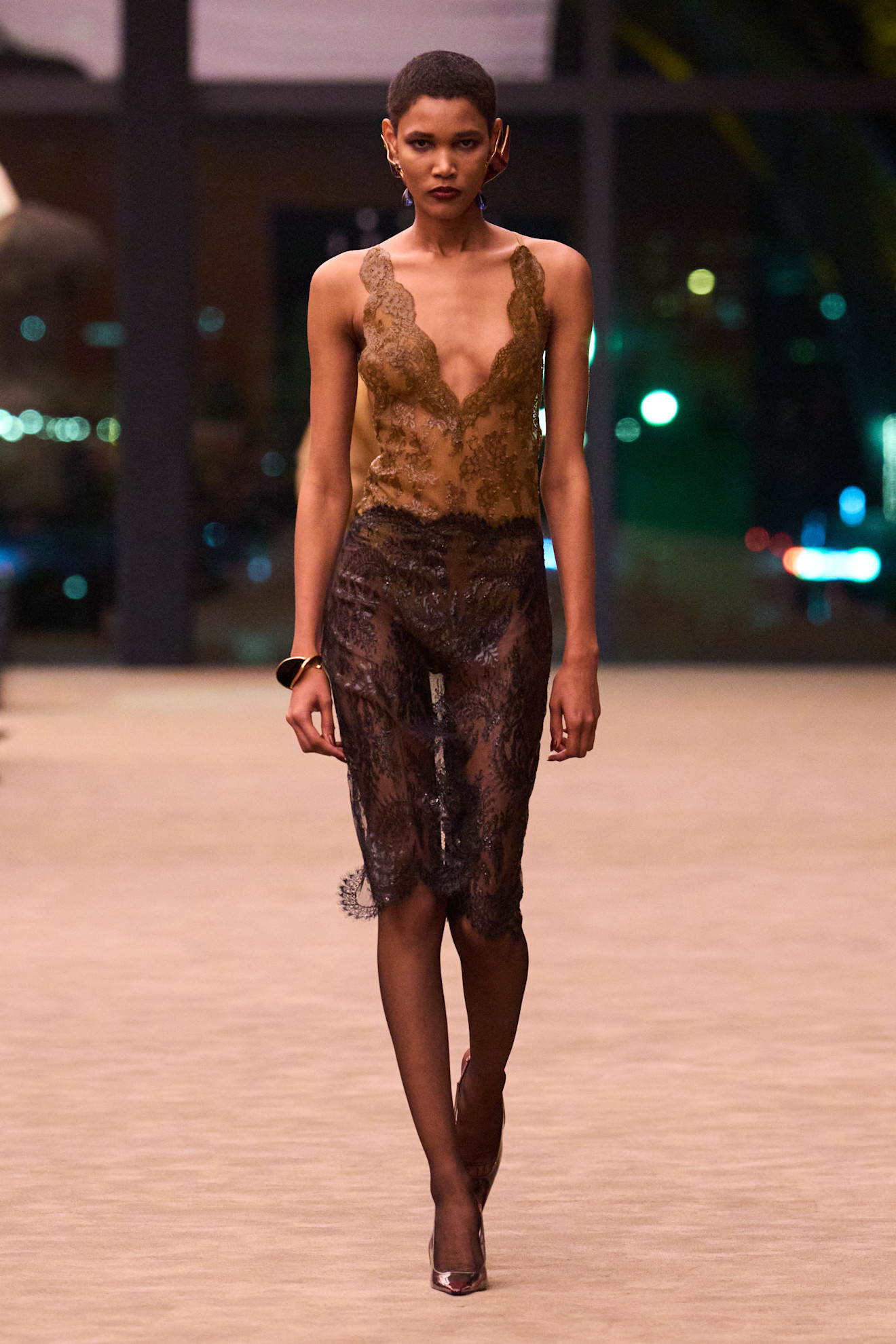 Saint Laurent F26 013