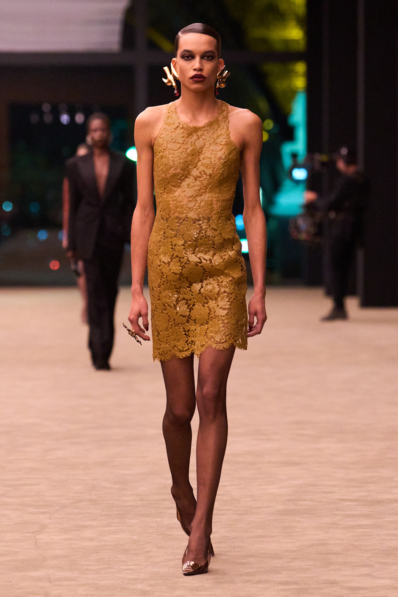 Saint Laurent F26 042