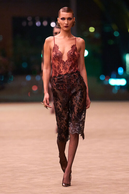 Saint Laurent F26 028