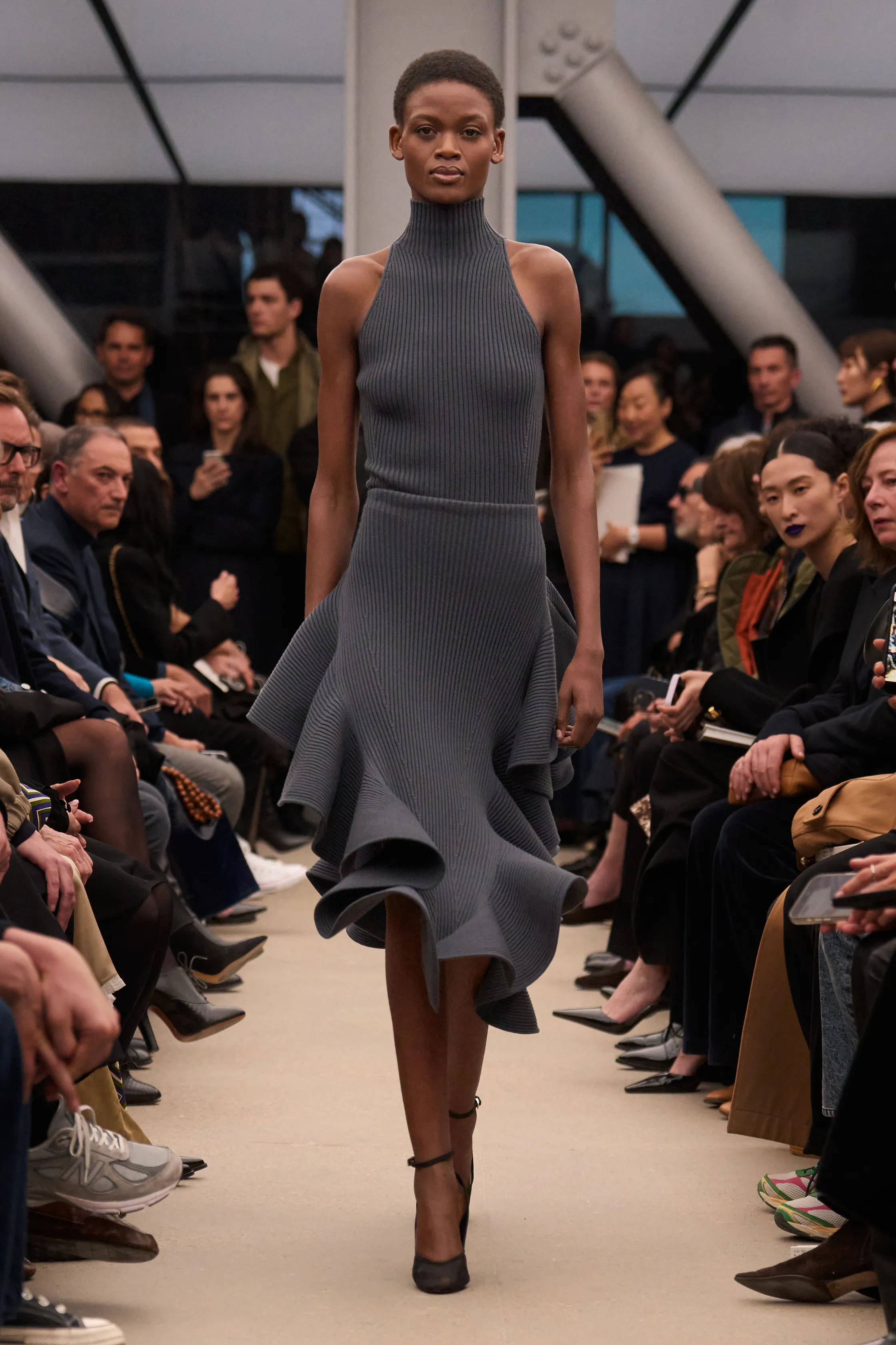 00030-alaia-fall-2026-ready-to-wear-credit-brand
