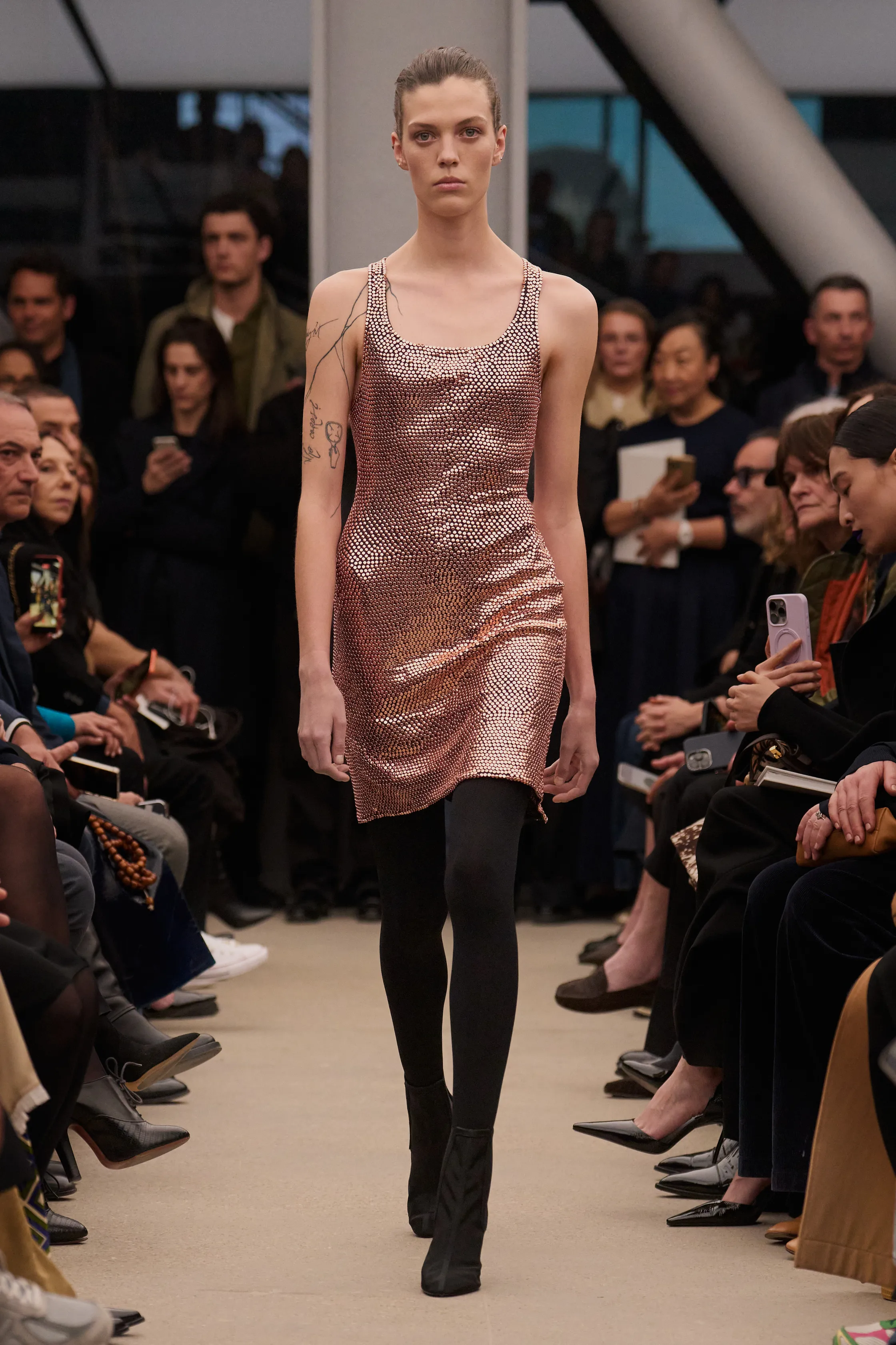 00040-alaia-fall-2026-ready-to-wear-credit-brand