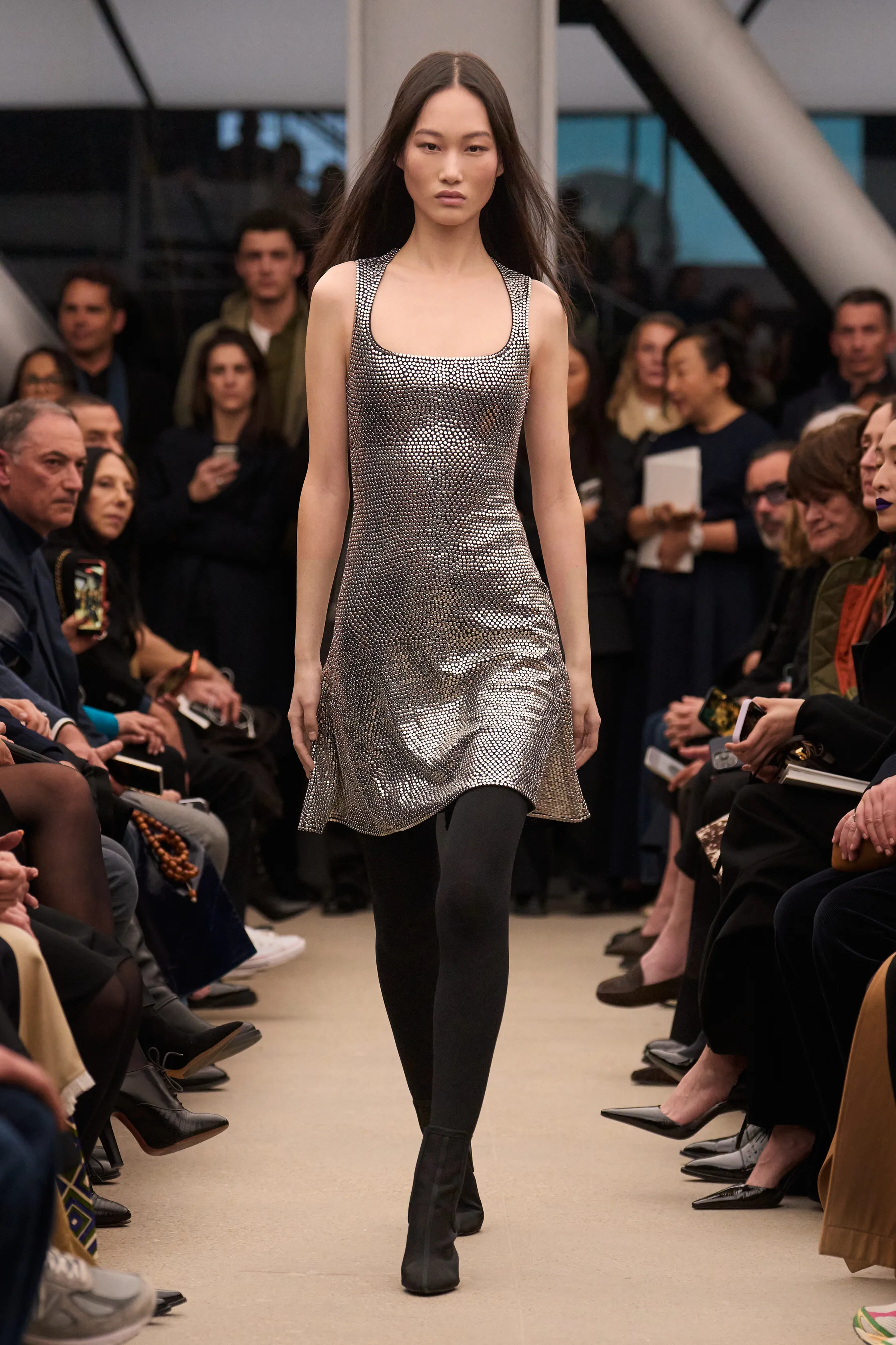 00042-alaia-fall-2026-ready-to-wear-credit-brand