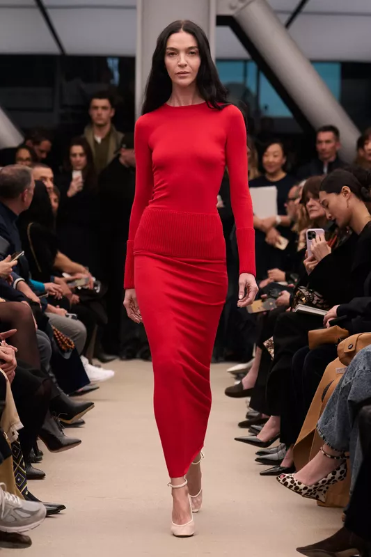 00009-alaia-fall-2026-ready-to-wear-credit-brand