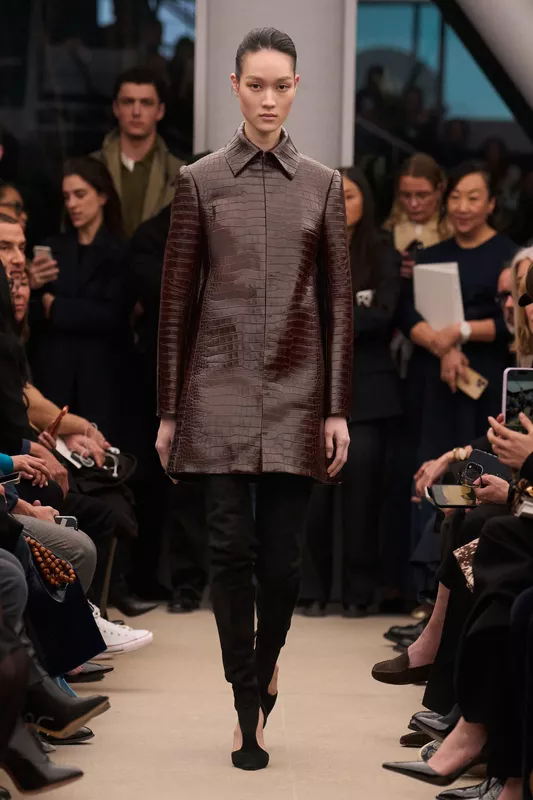 00020-alaia-fall-2026-ready-to-wear-credit-brand