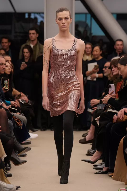 00040-alaia-fall-2026-ready-to-wear-credit-brand