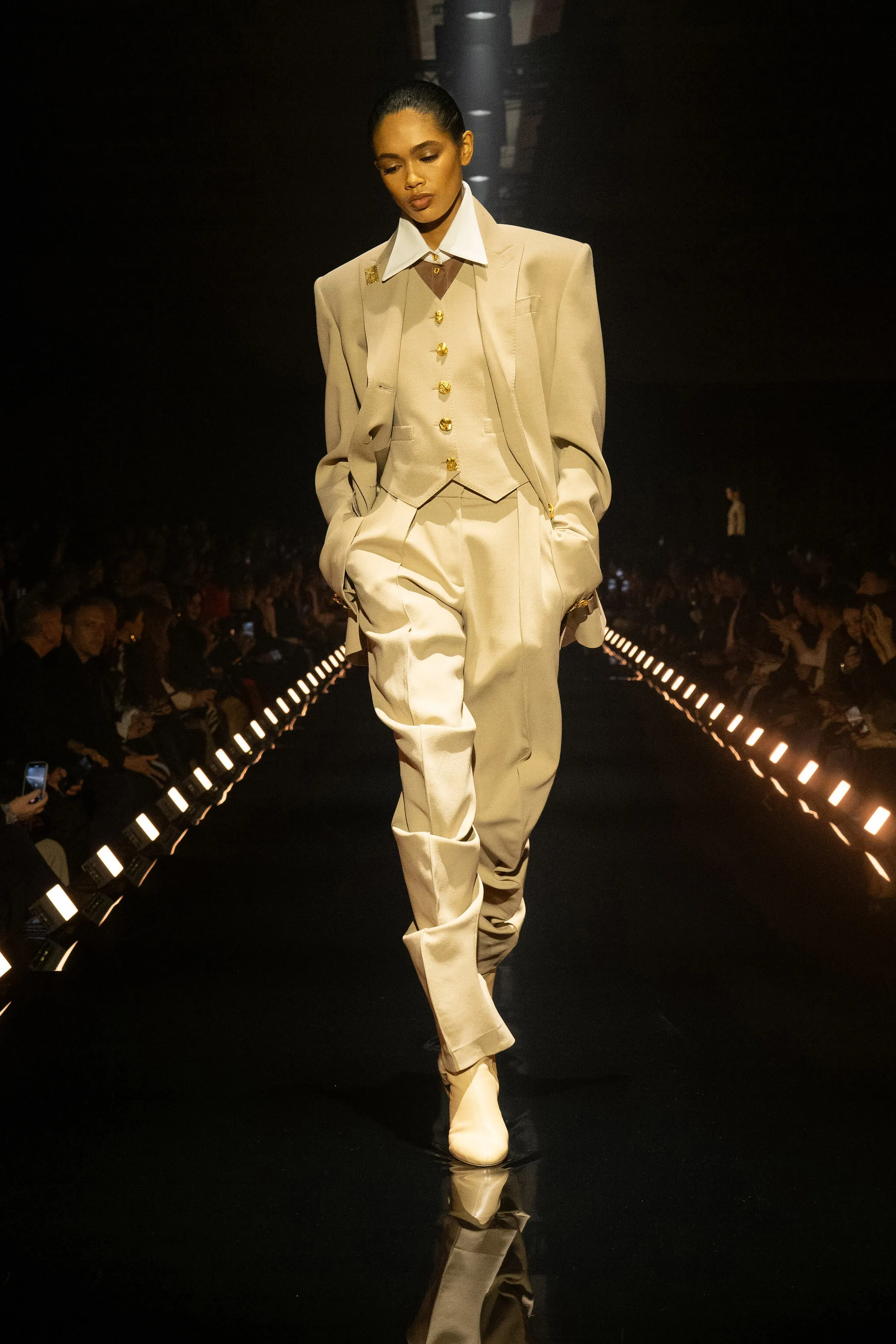 00001-schiaparelli-fall-2026-ready-to-wear-credit-brand