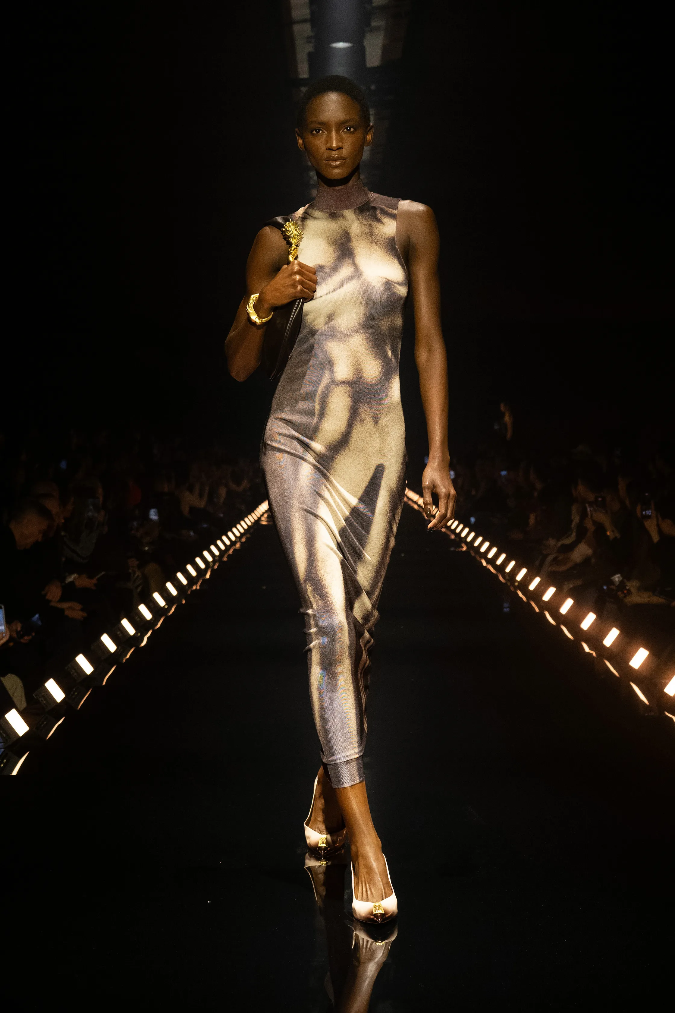 00022-schiaparelli-fall-2026-ready-to-wear-credit-brand