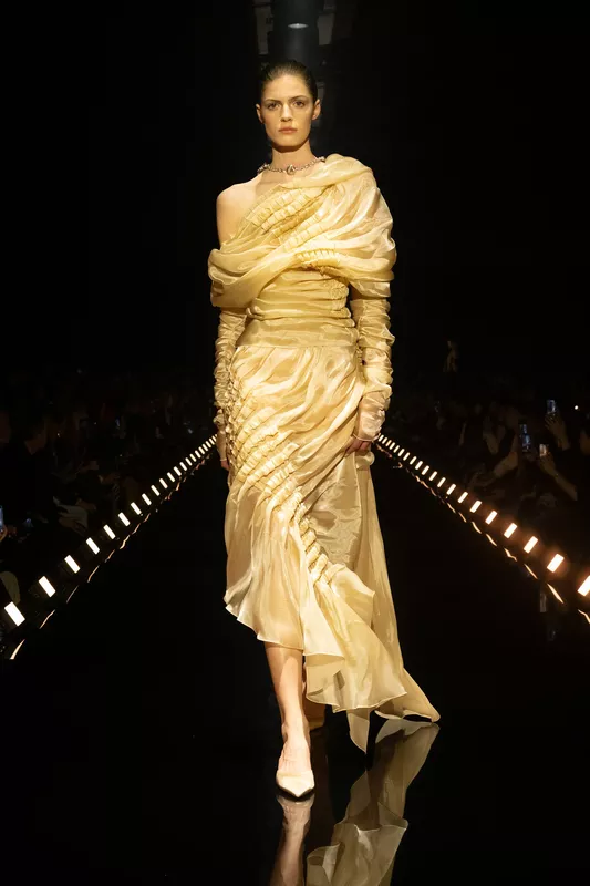 00004-schiaparelli-fall-2026-ready-to-wear-credit-brand