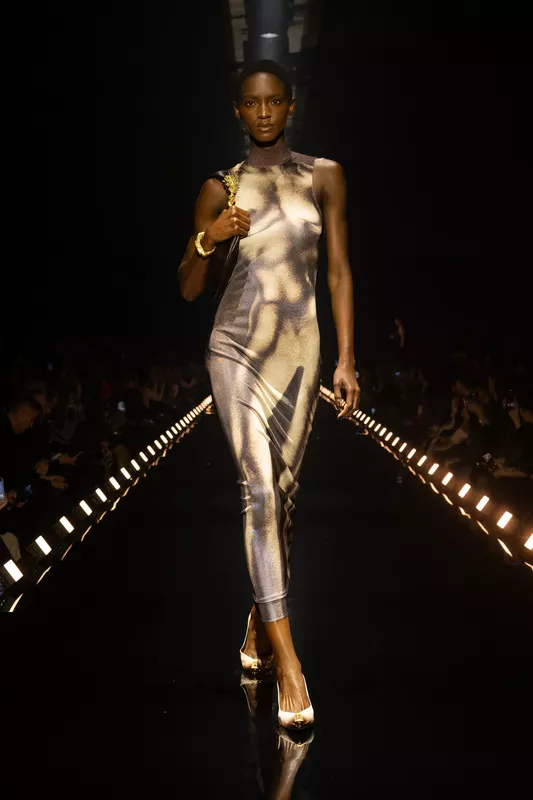 00022-schiaparelli-fall-2026-ready-to-wear-credit-brand