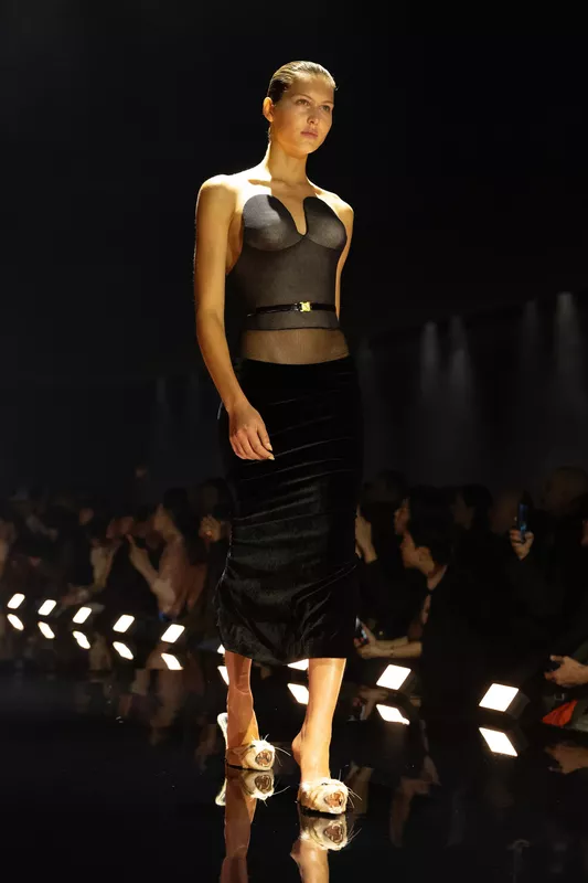 00024-schiaparelli-fall-2026-ready-to-wear-credit-brand