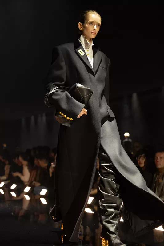 00033-schiaparelli-fall-2026-ready-to-wear-credit-brand