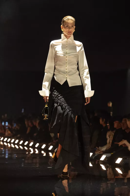 00034-schiaparelli-fall-2026-ready-to-wear-credit-brand