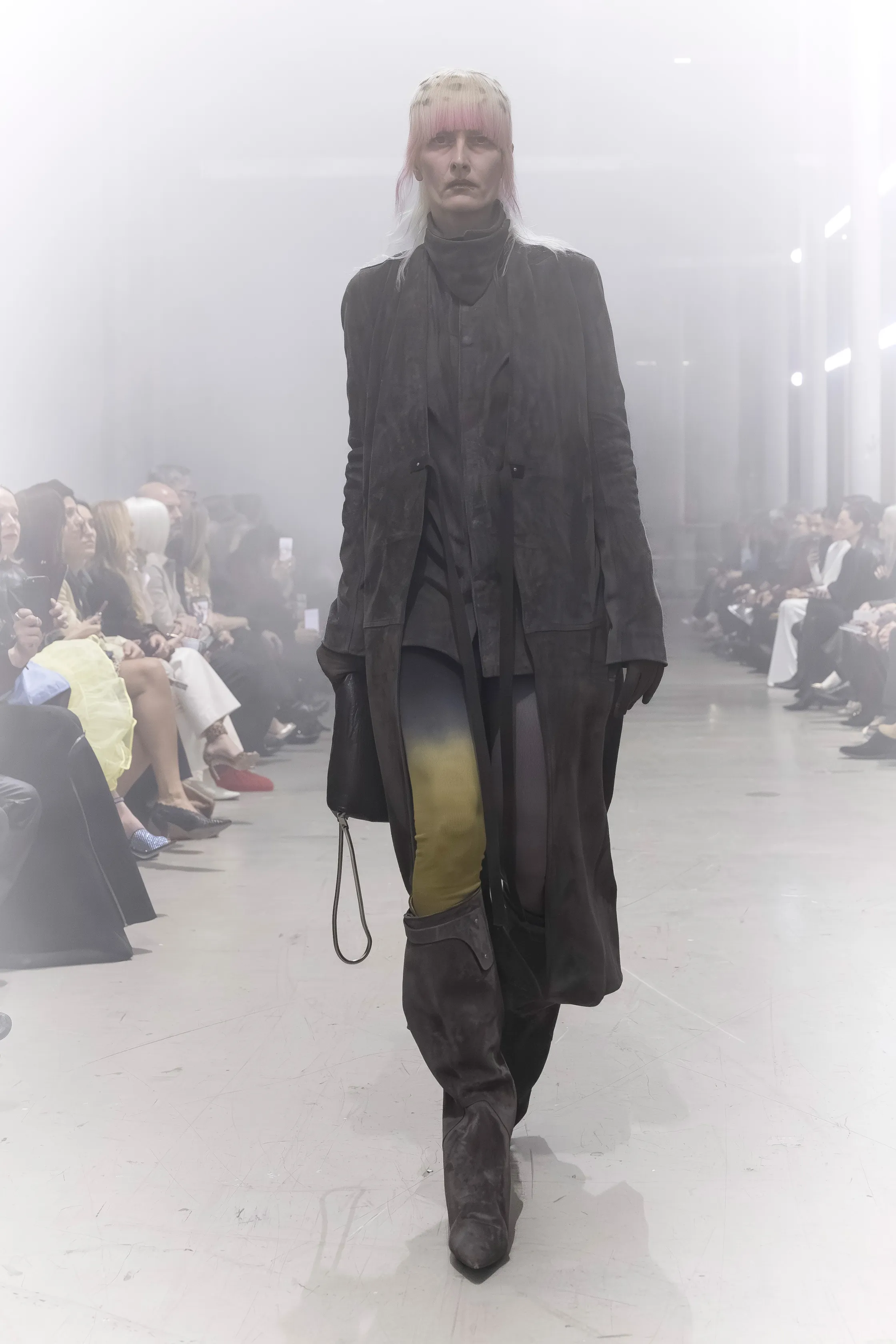 00010-rick-owens-fall-2026-ready-to-wear-credit-brand