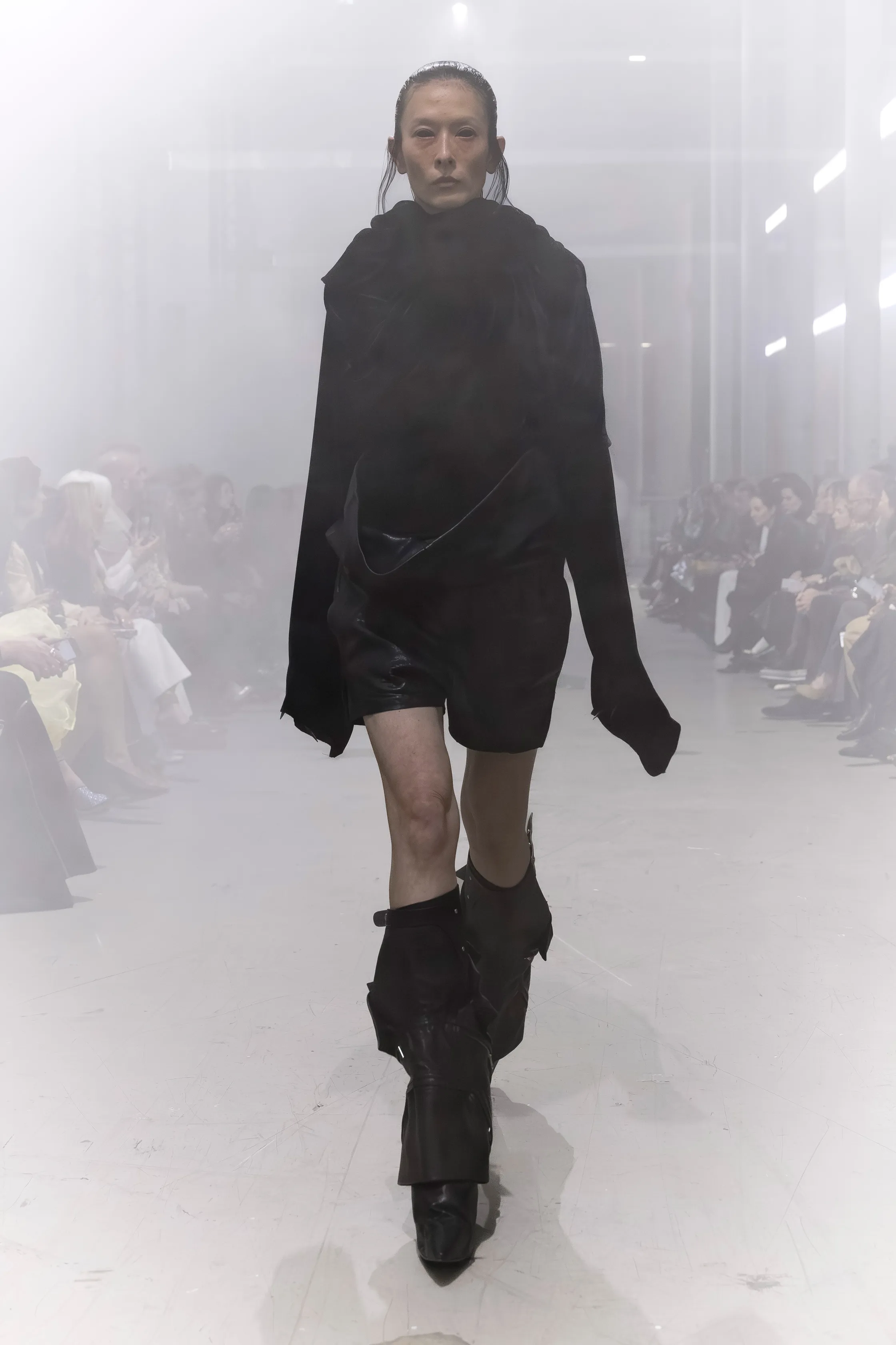 00027-rick-owens-fall-2026-ready-to-wear-credit-brand