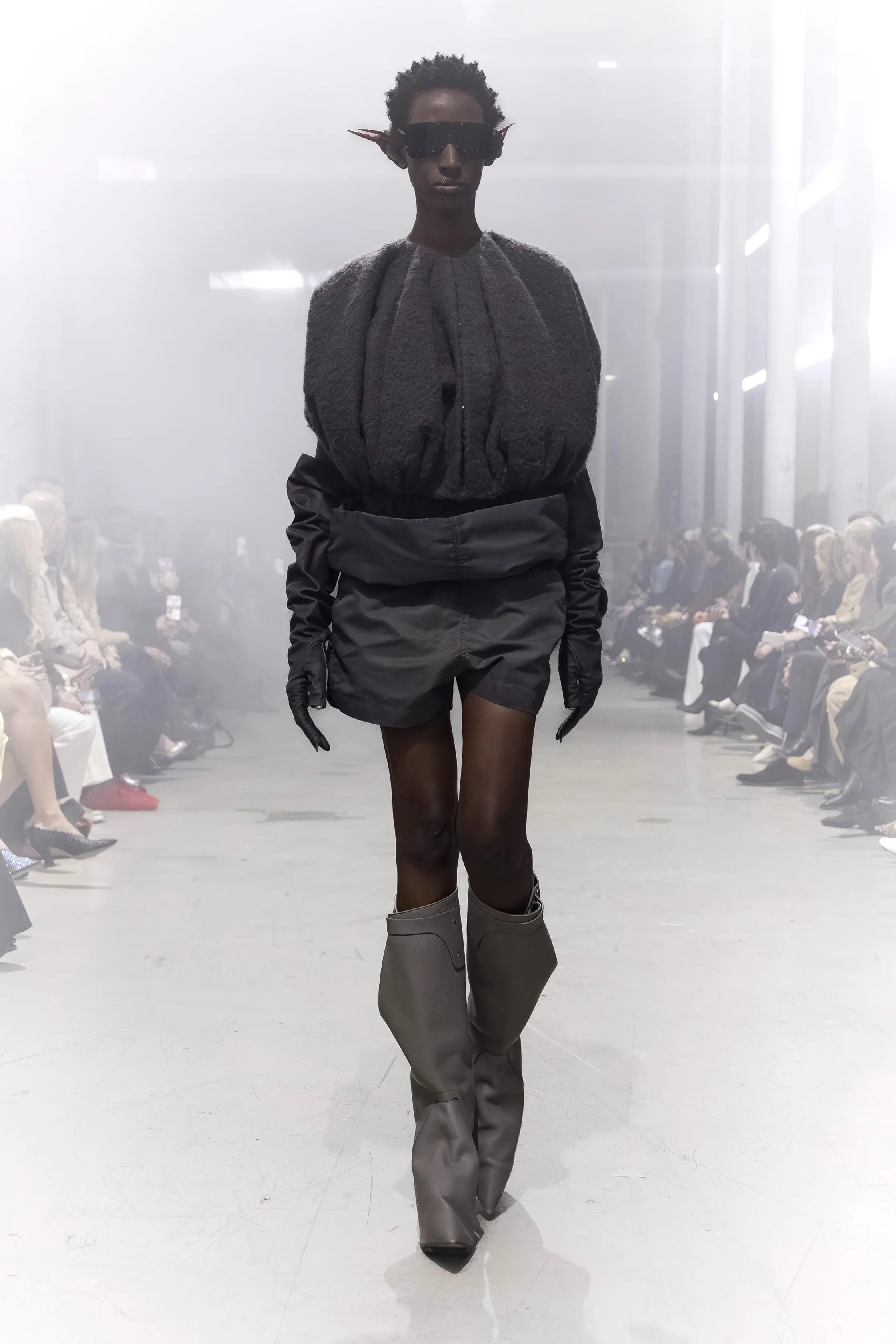 00047-rick-owens-fall-2026-ready-to-wear-credit-brand