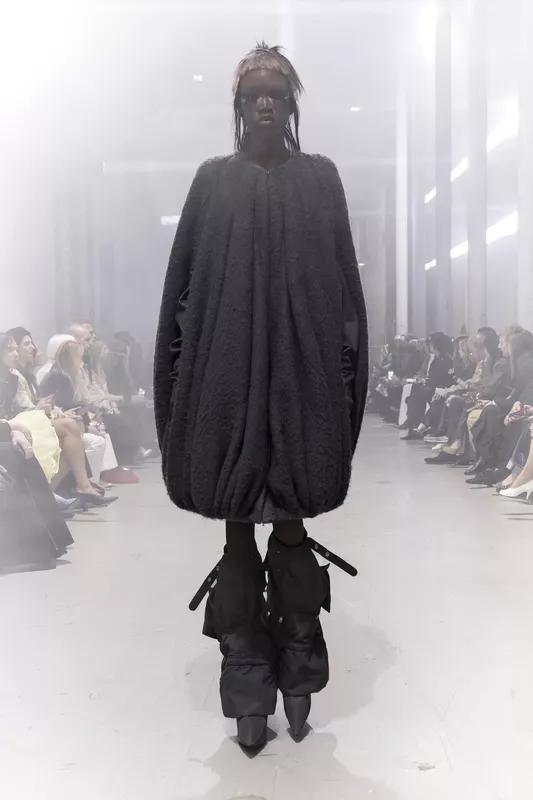 00044-rick-owens-fall-2026-ready-to-wear-credit-brand