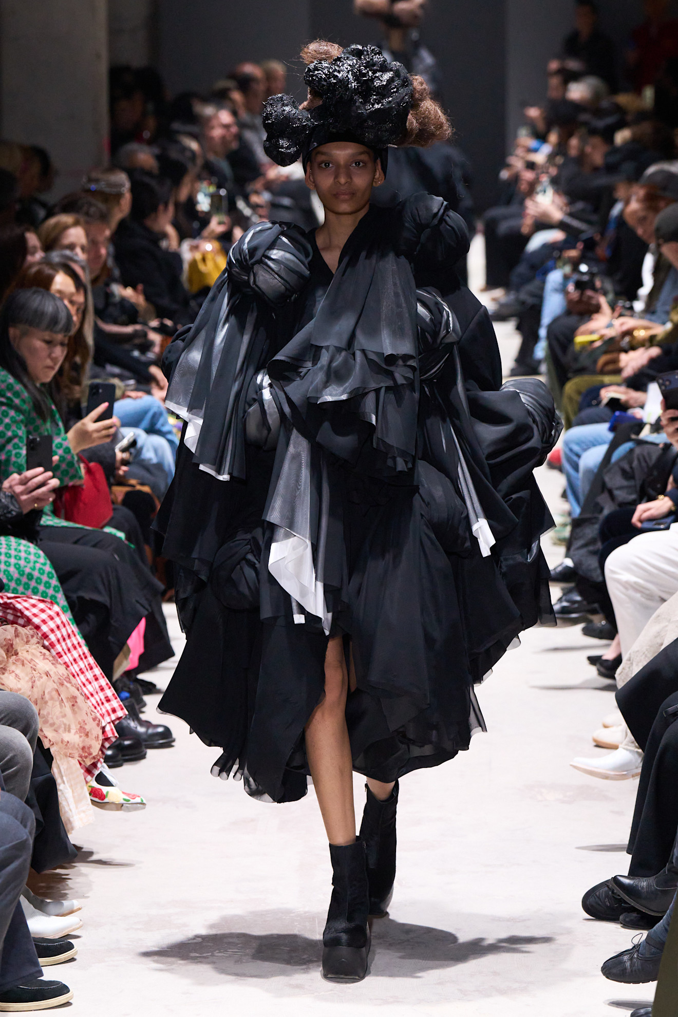 Comme Des Garcons F26 011