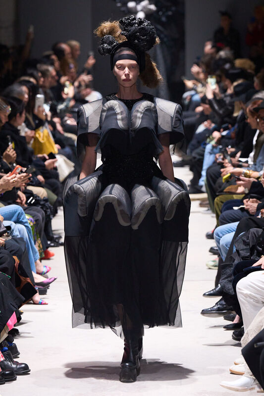 Comme Des Garcons F26 006