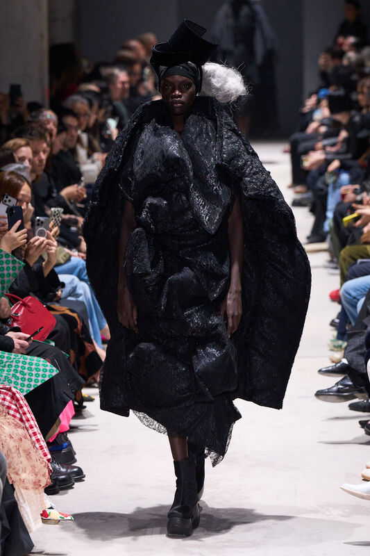 Comme Des Garcons F26 025