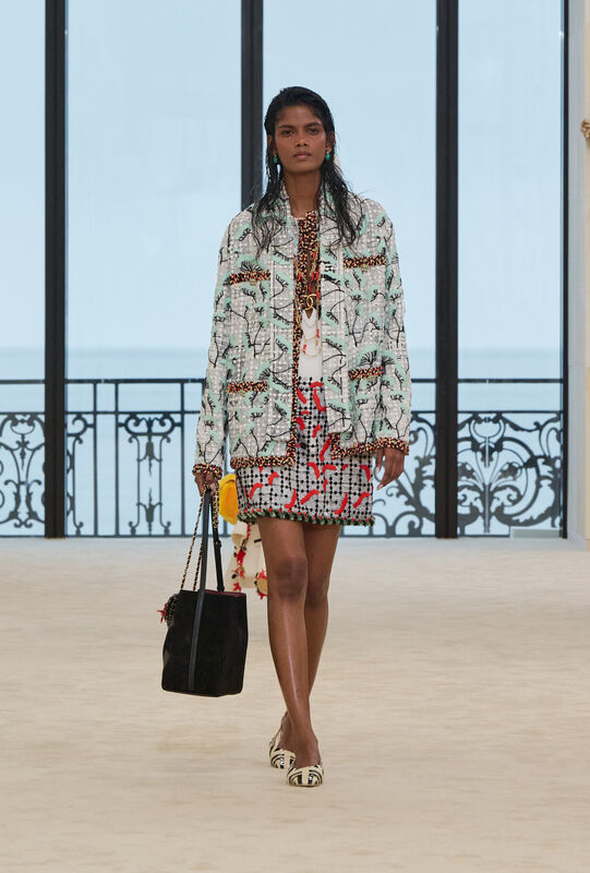 Chanel Resort PO S27 011