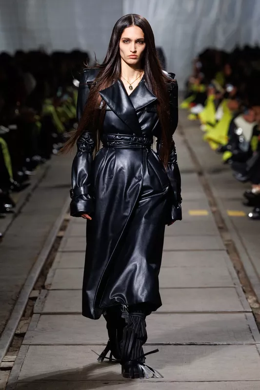 00026-alexander-mcqueen-fall-2024-ready-to-wear-credit-brand