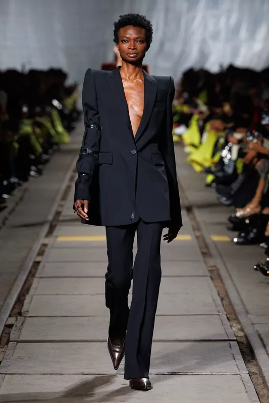00029-alexander-mcqueen-fall-2024-ready-to-wear-credit-brand