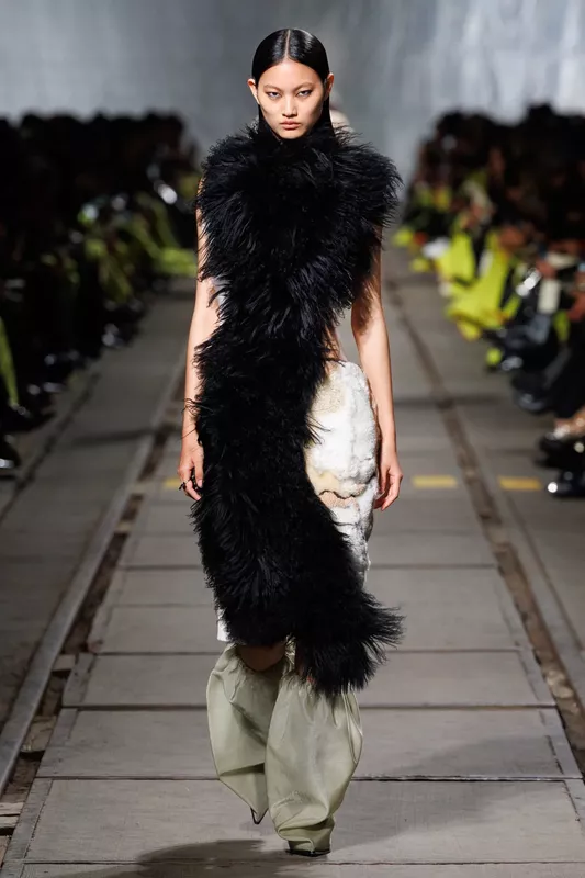 00033-alexander-mcqueen-fall-2024-ready-to-wear-credit-brand
