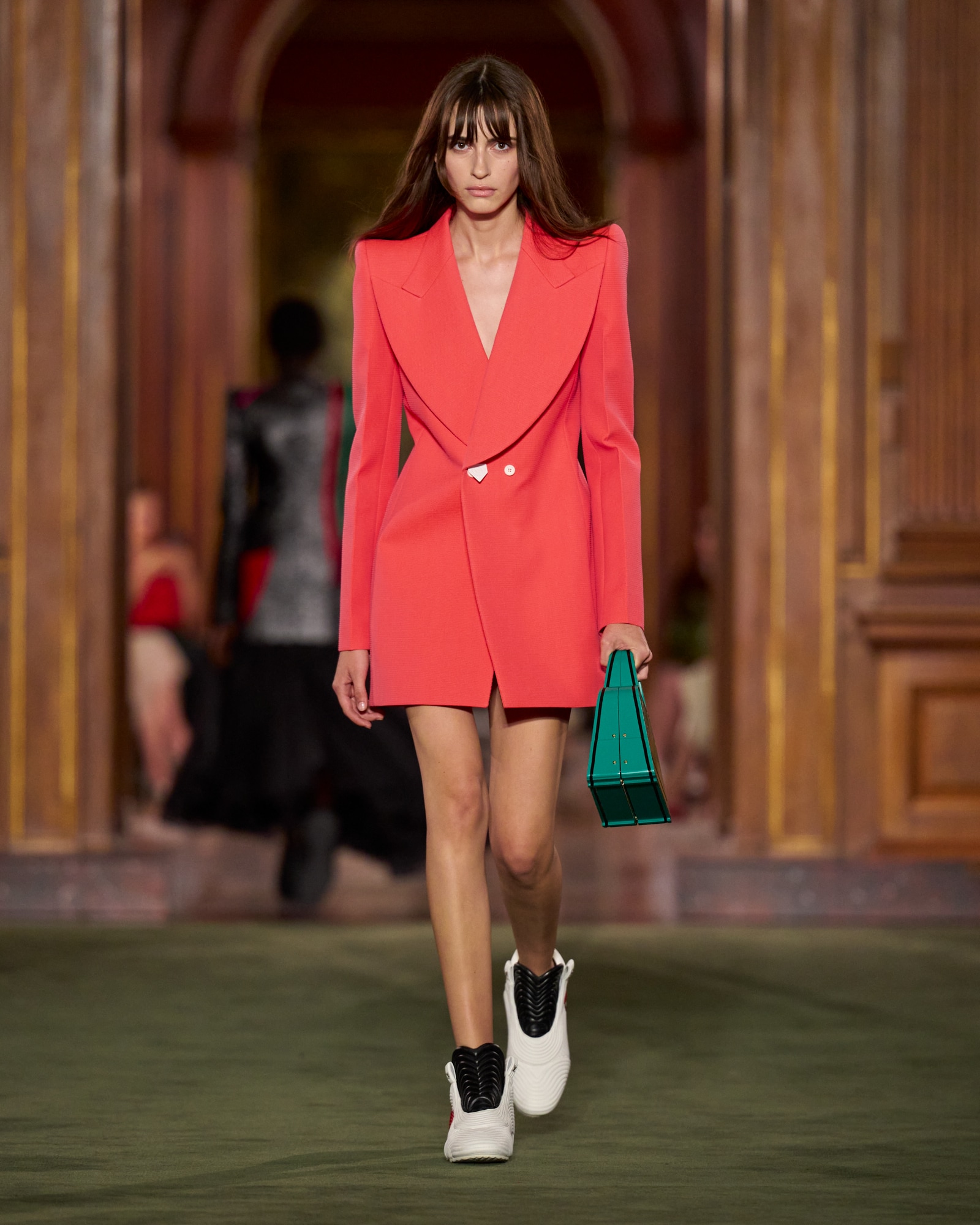 WOMEN_CRUISE_2027_Look_22
