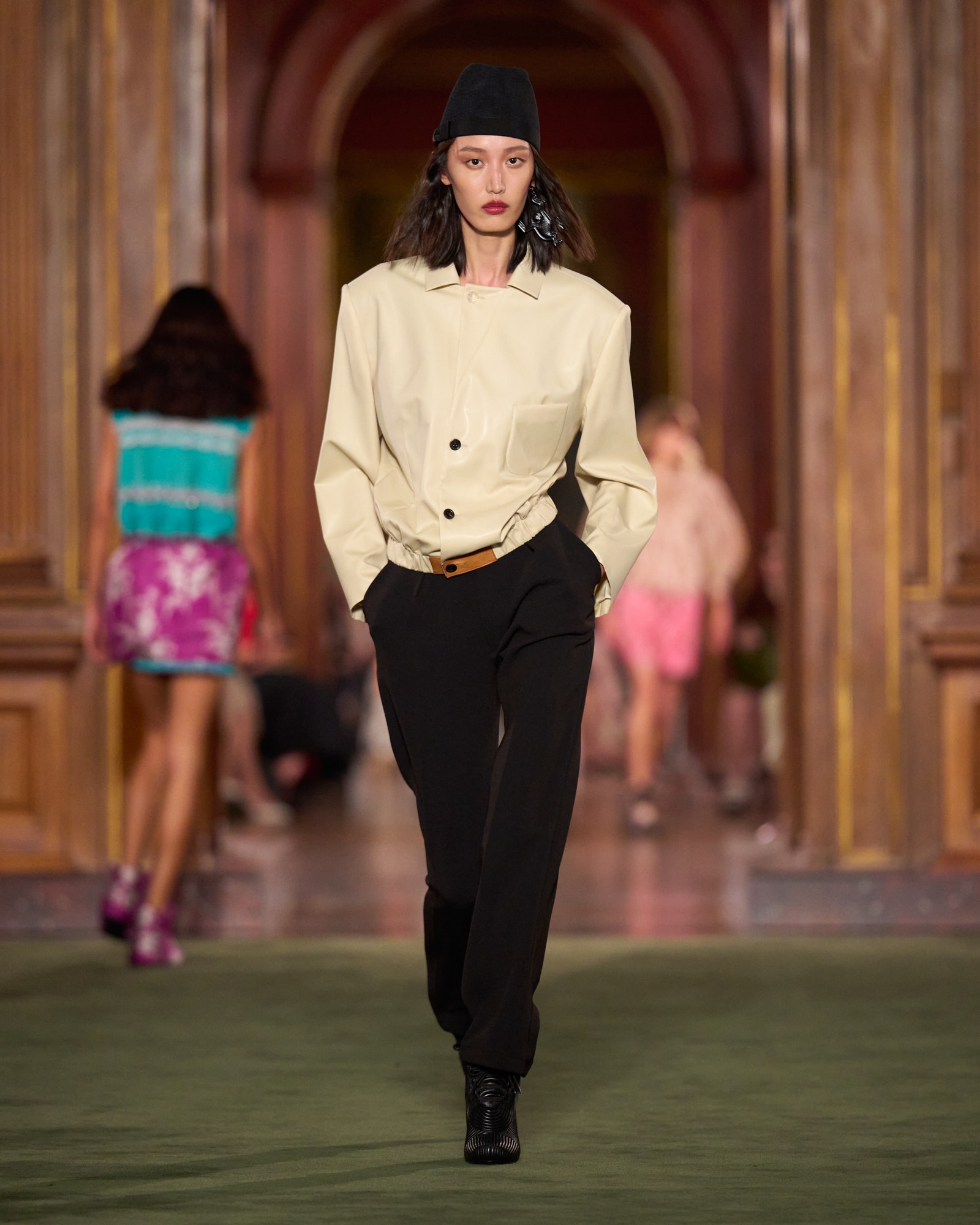 WOMEN_CRUISE_2027_Look_49