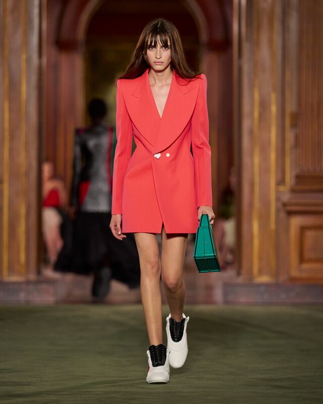 WOMEN_CRUISE_2027_Look_22