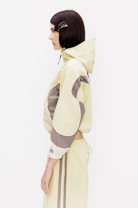 Sandy Liang Resort PO S27 004