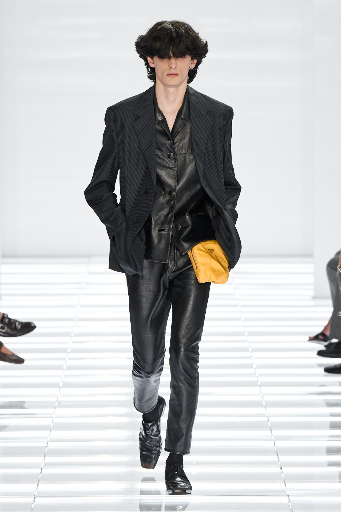 Prada m S27 024
