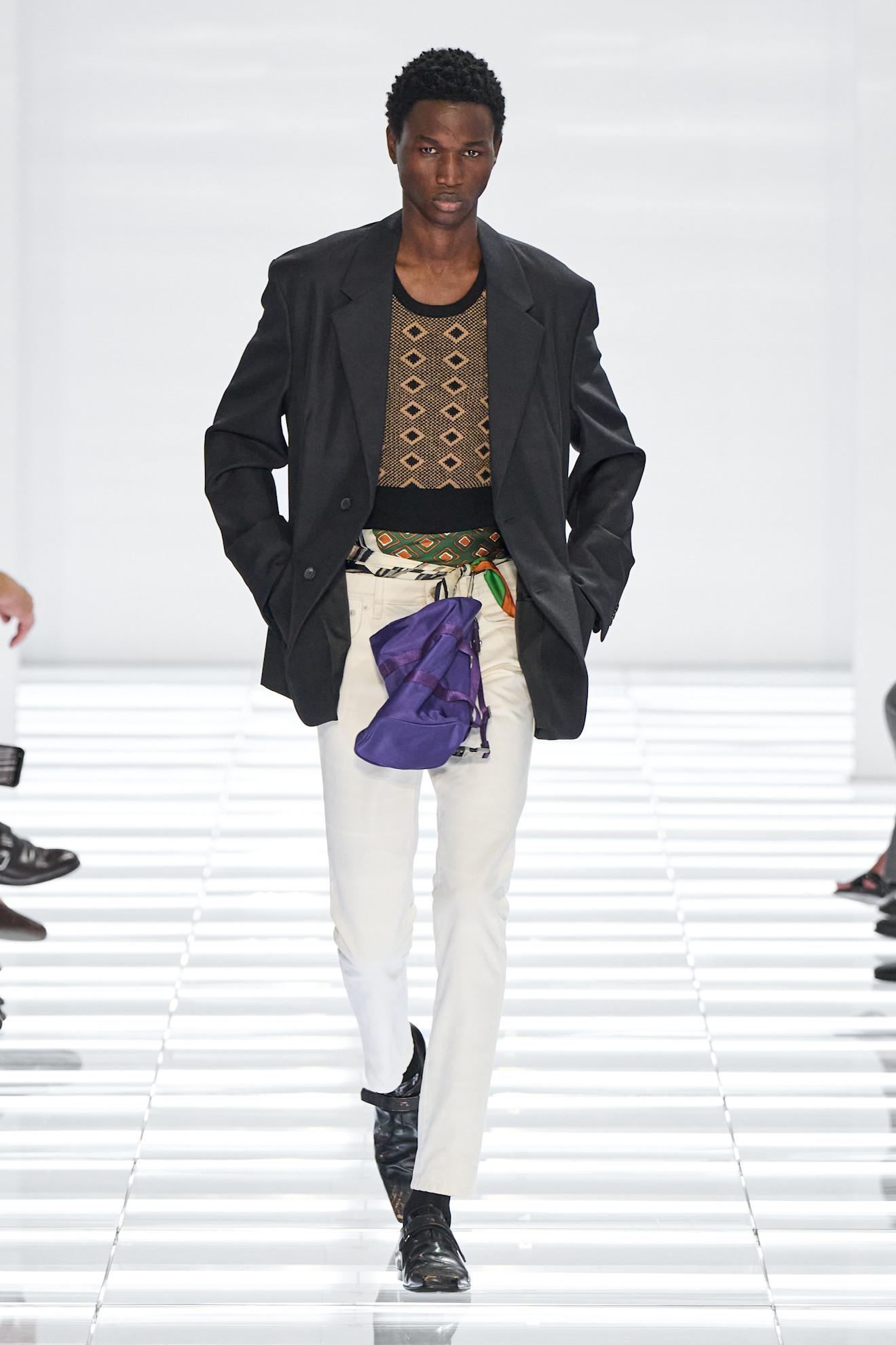 Prada m S27 044