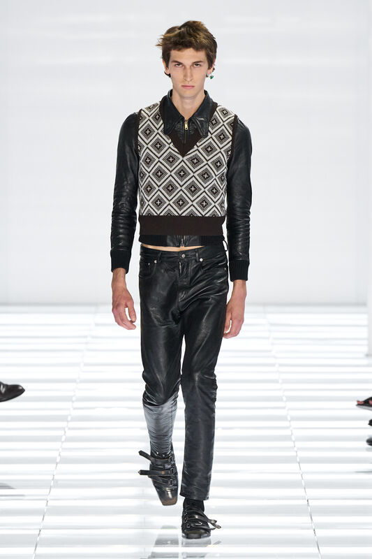 Prada m S27 007