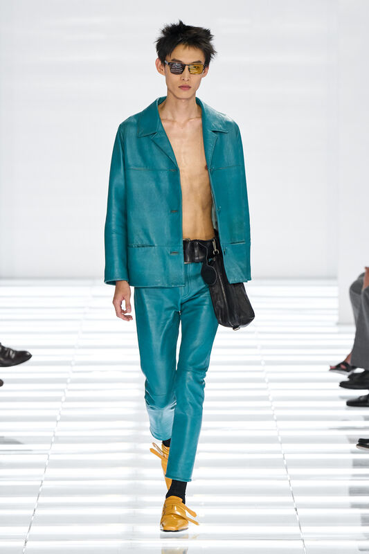 Prada m S27 021