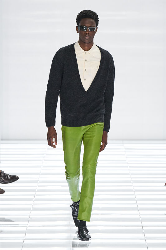 Prada m S27 022