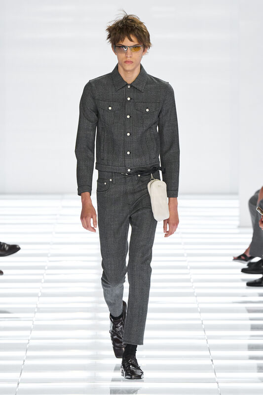 Prada m S27 029